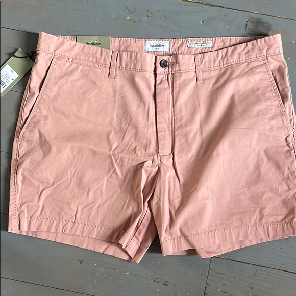 Goodfellow & Co Other - Goodfellow & Co Pink Casual Men's Linden Shorts Size 42